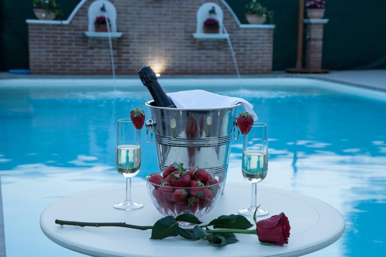 Ponte Ufita Country House Hotel Frigento Kültér fotó